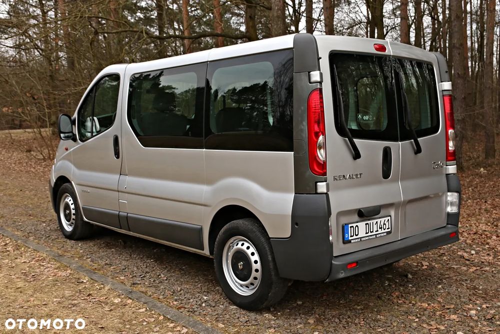 Renault Trafic - 25