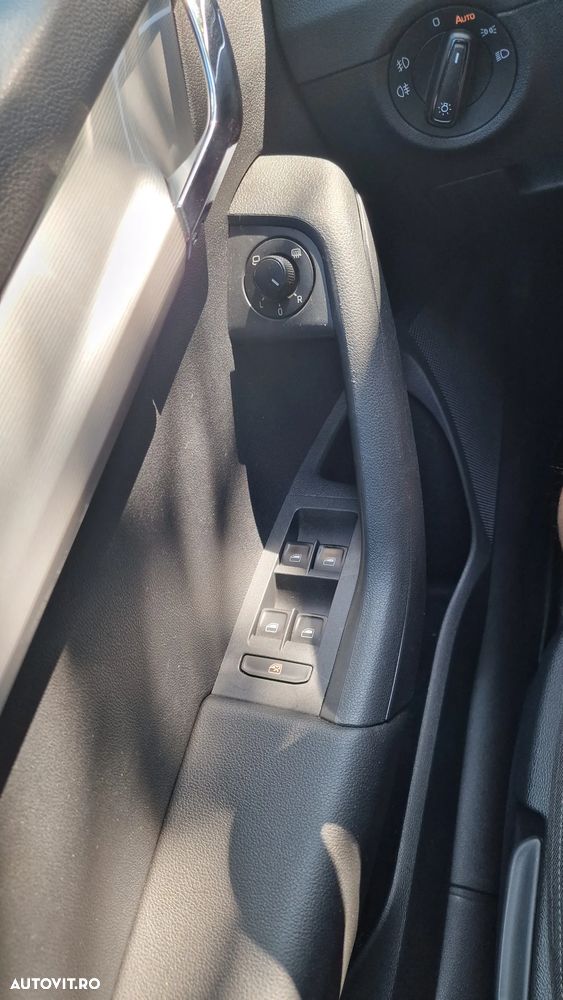 Skoda Octavia 1.6 TDI ELEGANCE DSG - 13