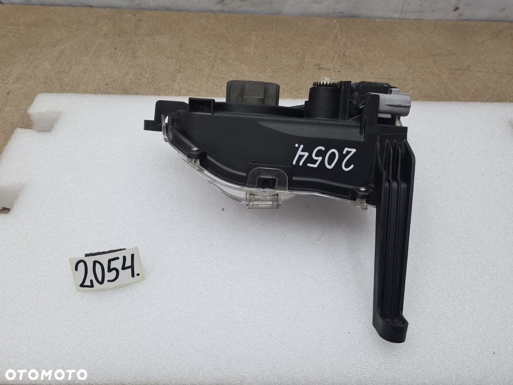 Toyota Prius 4 IV XW50 99326-91002 halogen prawy Led - 8