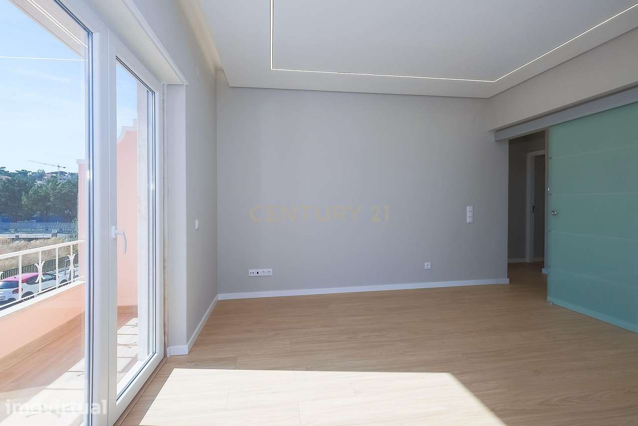 Apartamento T3 Totalmente Renovado | Estoril | Junto aos Salesianos - Grande imagem: 5/22