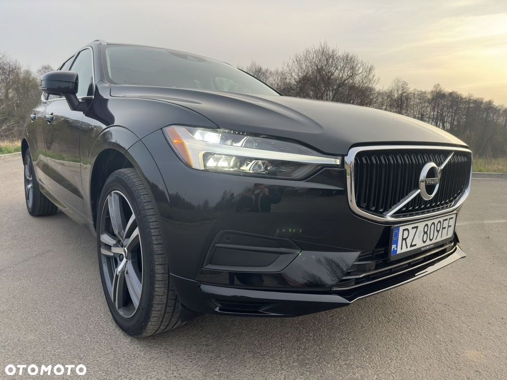 Volvo XC 60 T5 Momentum Pro - 8