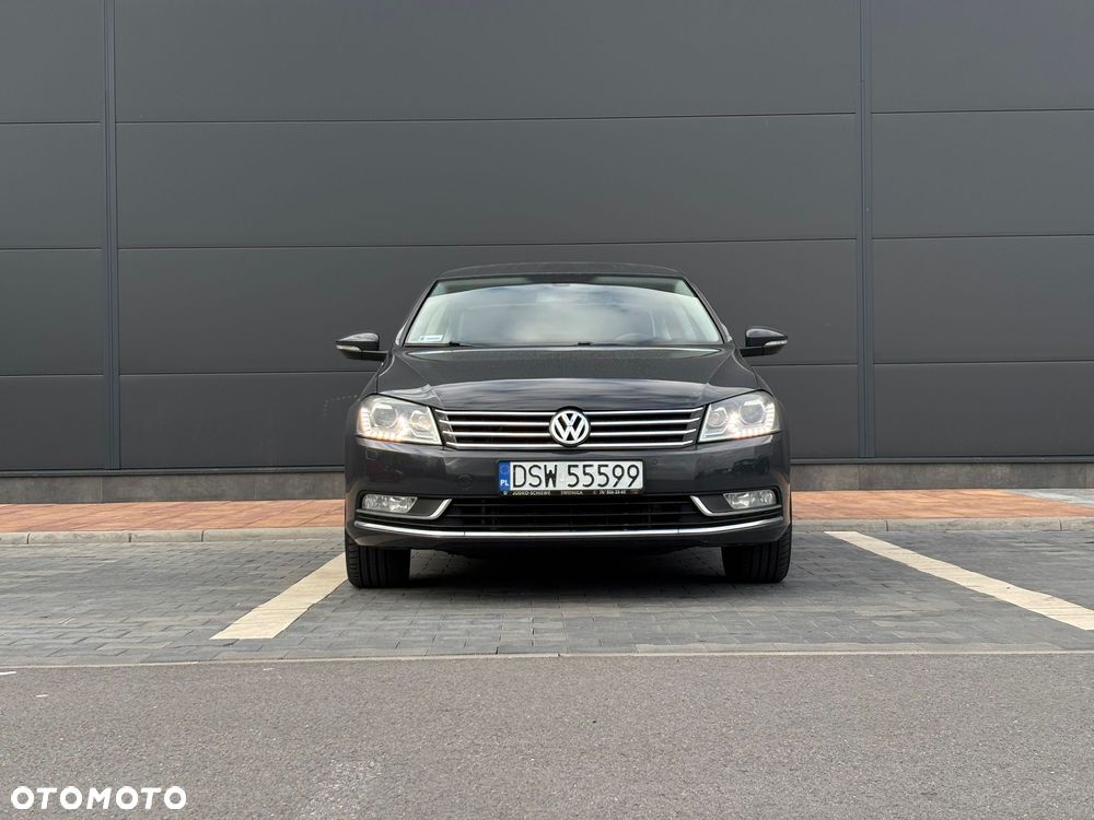 Volkswagen Passat 2.0 TDI Comfortline - 4