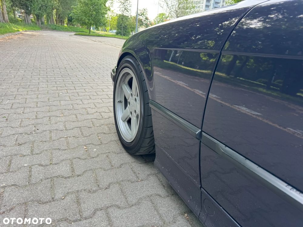 BMW Seria 3 318is - 12