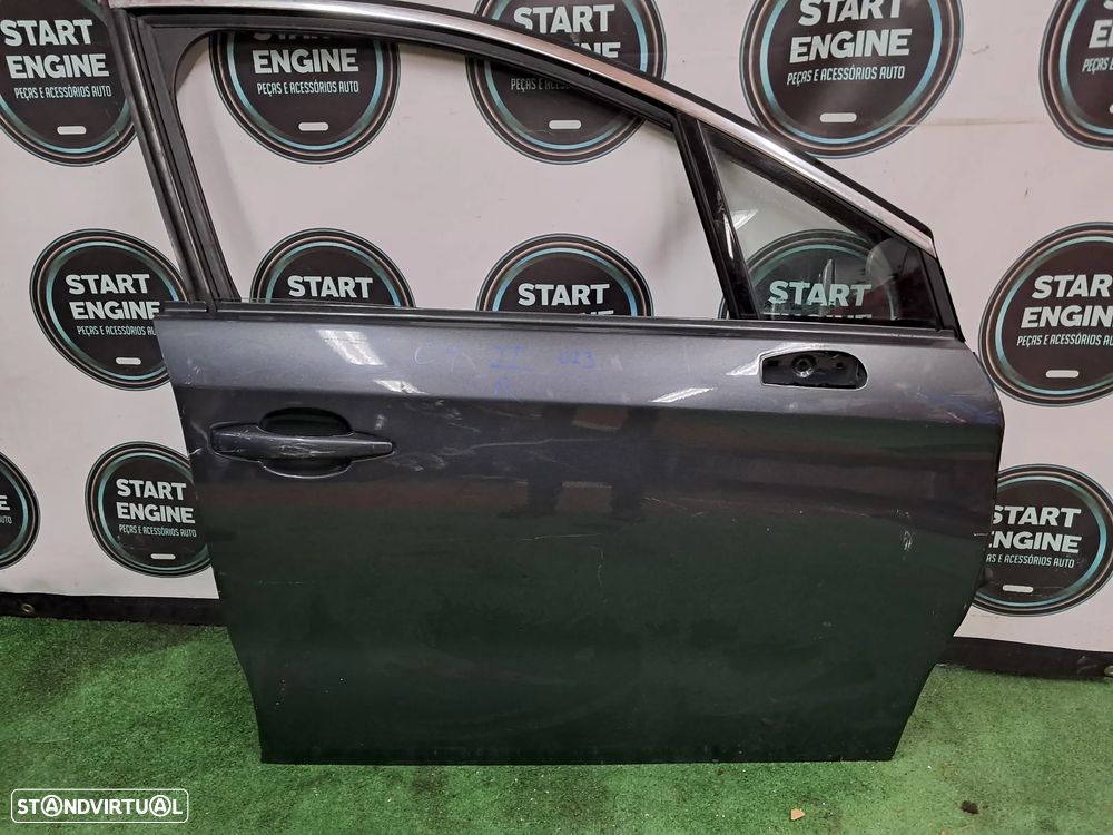Citroen C4 II Porta frente e tras dirieta 2010-2018