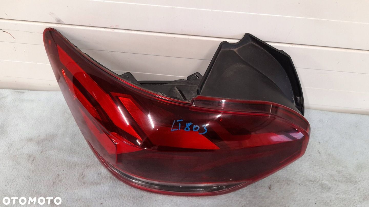 Dacia Sandero III 265558235R Tył strona lewa Lampa tylna - 1