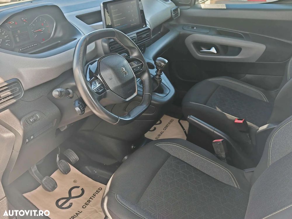 Peugeot Rifter 1.5 BlueHDI 130 CP S&S Active Pack - 13