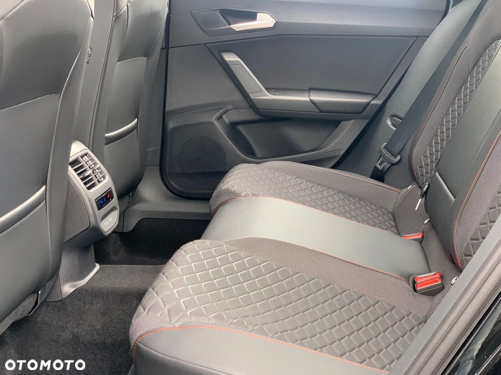 Seat Leon 1.5 eTSI FR DSG - 24