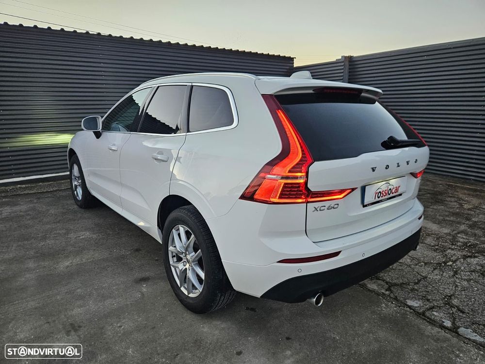 Volvo XC 60 2.0 D4 Momentum - 12
