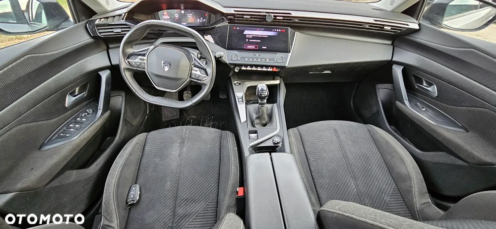 Peugeot 308 - 11