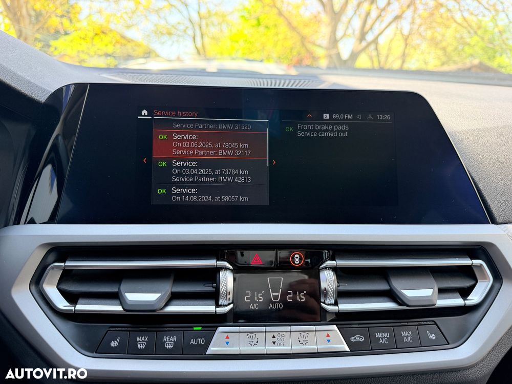 BMW Seria 3 320i AT - 27