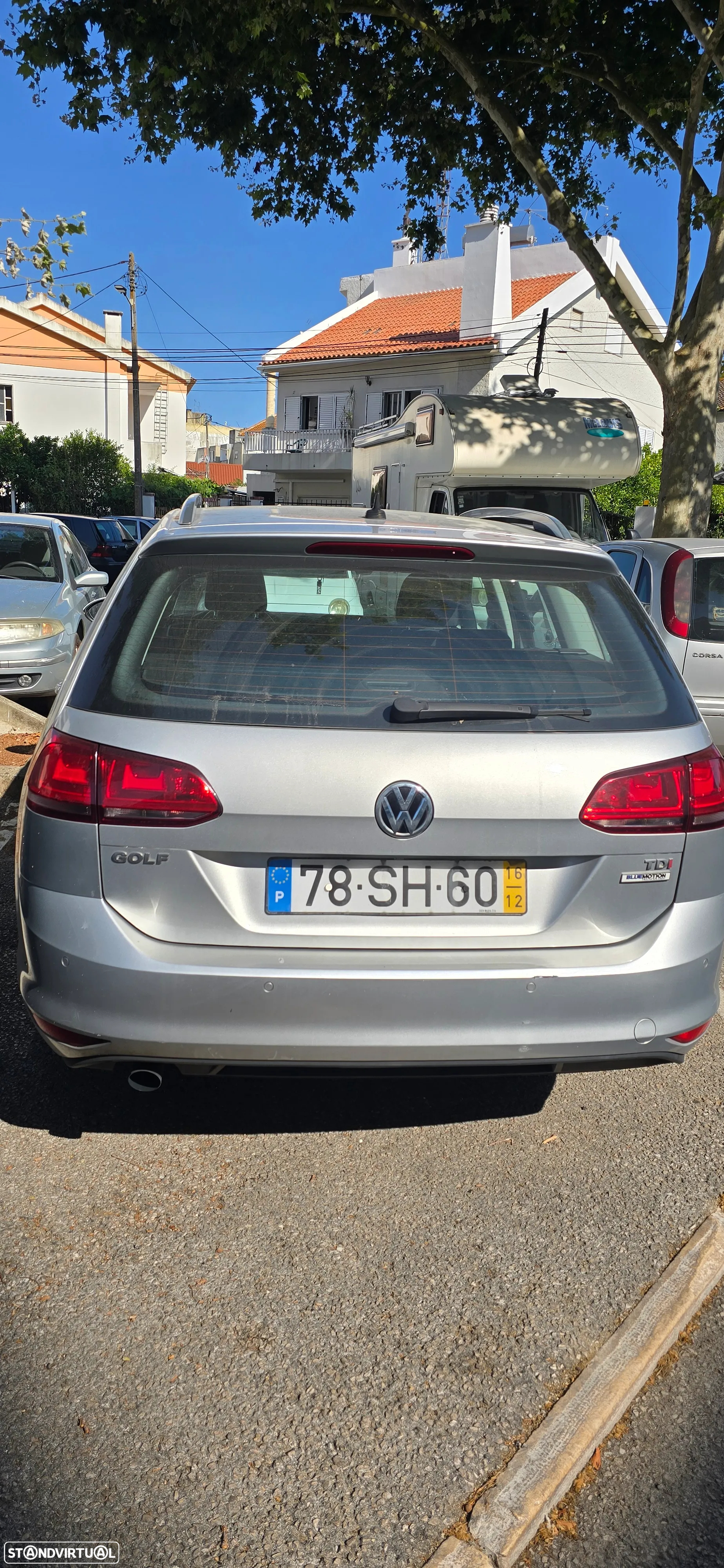 VW Golf Variant 1.6 TDi BlueMotion Confortline - 2