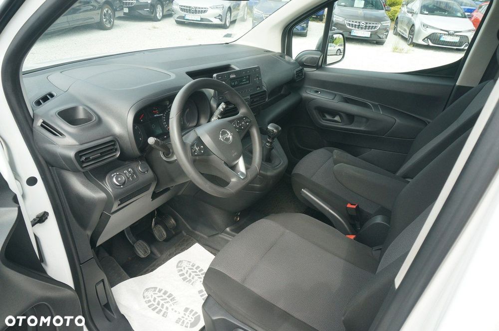 Opel Combo - 19