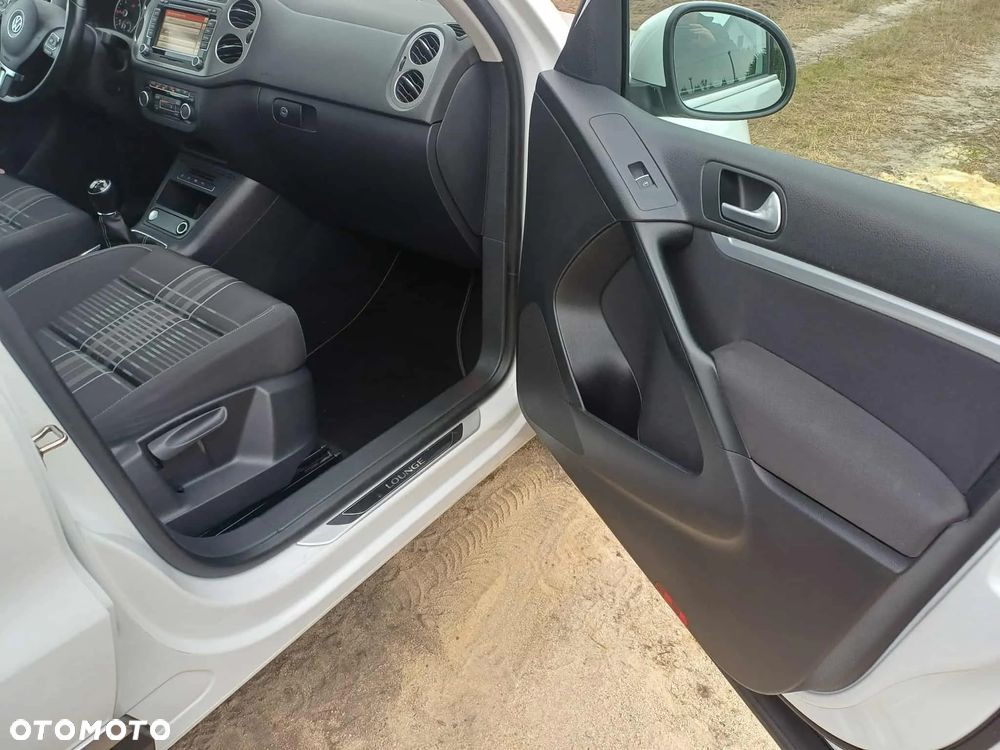 Volkswagen Tiguan - 22