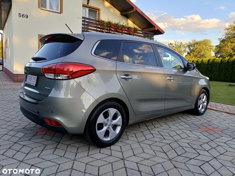 Kia Carens 1.7 CRDi 115 Fifa World Cup Edition - 4