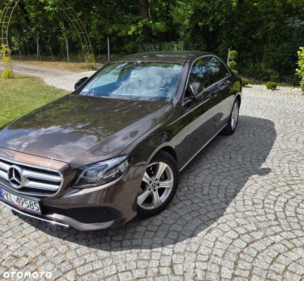 Mercedes-Benz Klasa E 220 d Business Edition 9G-TRONIC