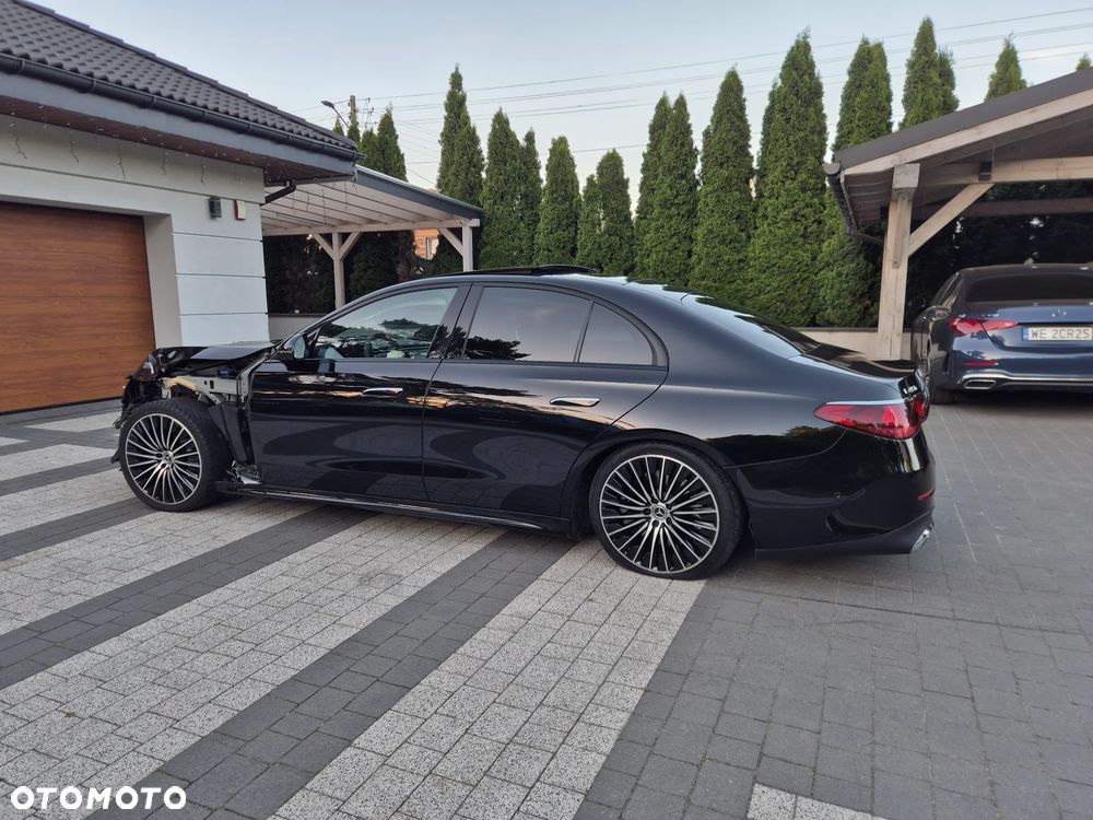 Mercedes-Benz Klasa E 450 mHEV 4-Matic AMG 9G-Tronic - 12