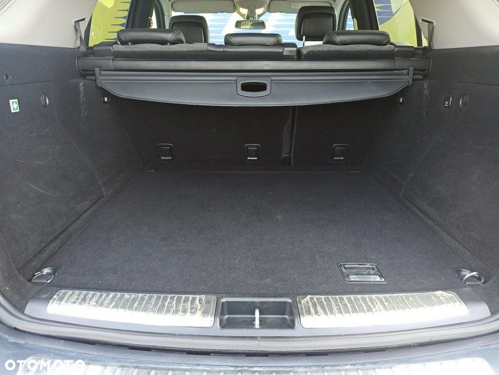 Mercedes-Benz ML - 25
