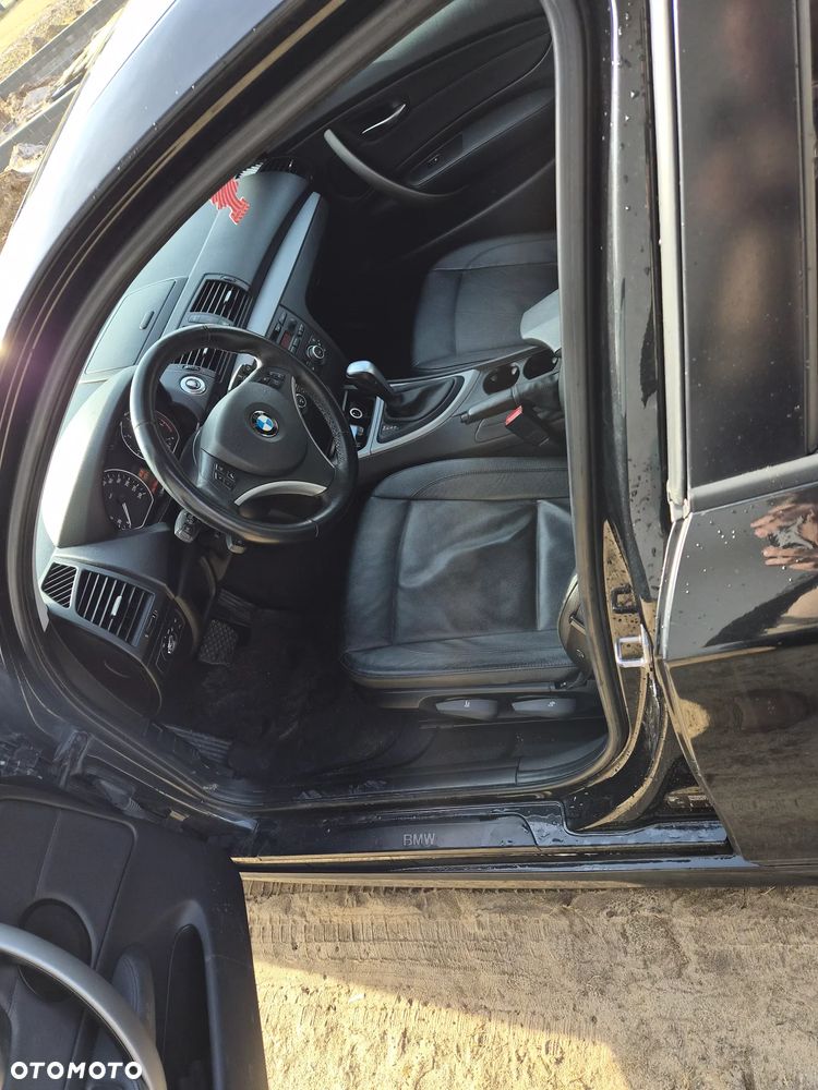 BMW Seria 1 118d DPF - 10