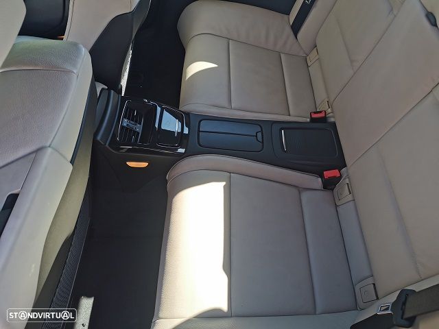 BMW 320 d Cabrio - 33