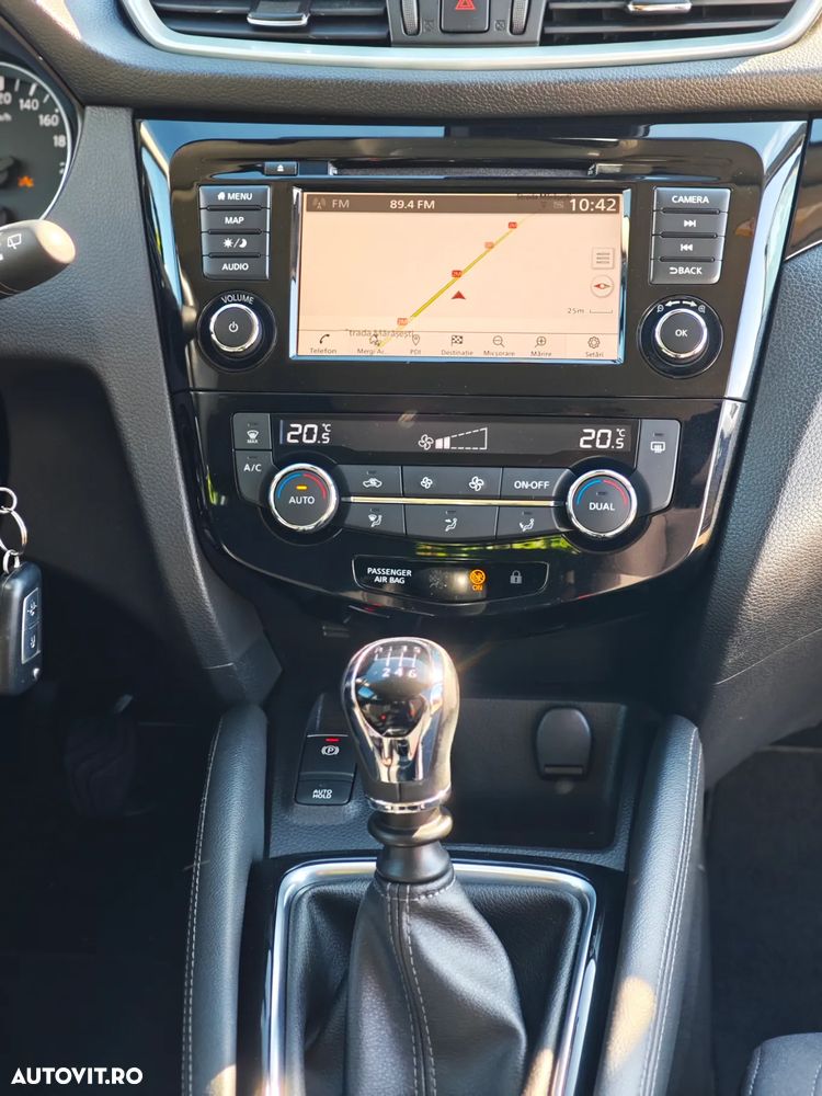 Nissan Qashqai 1.3 138CP 2WD N-Connecta - 12