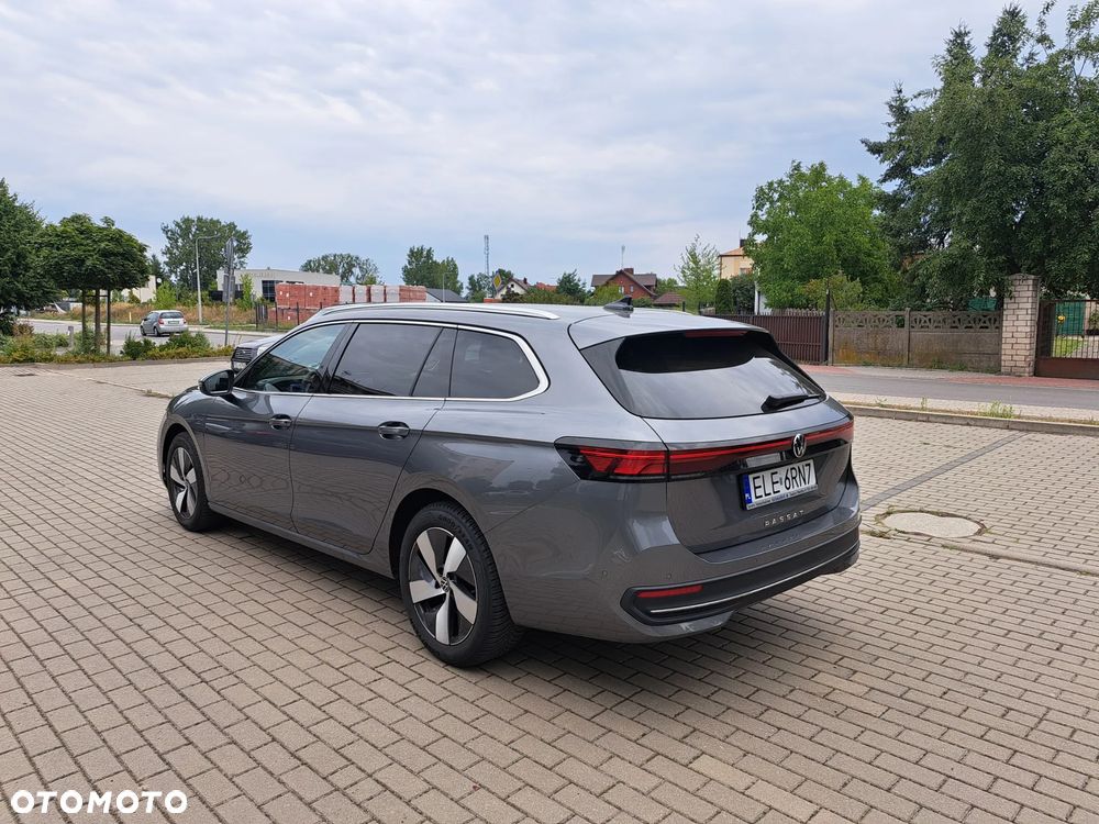 Volkswagen Passat 2.0 TDI EVO Business DSG - 4