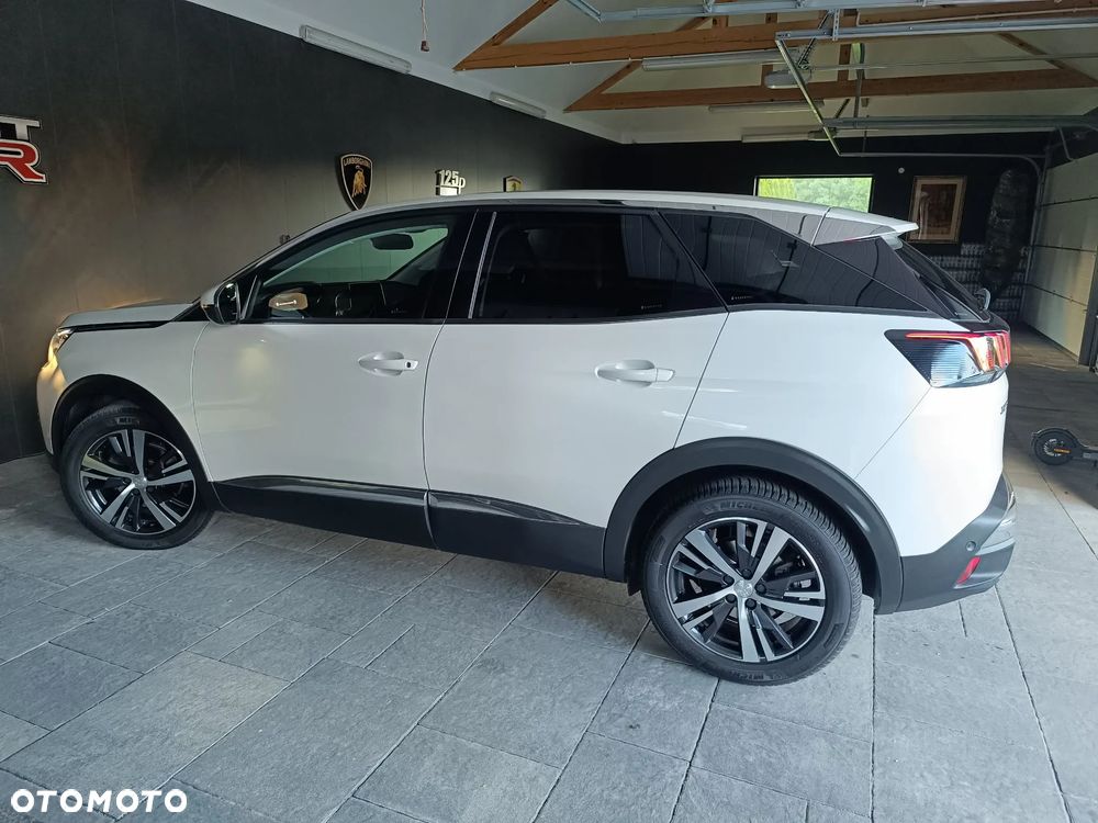 Peugeot 3008 1.6 PureTech GPF Allure S&S EAT8 - 4