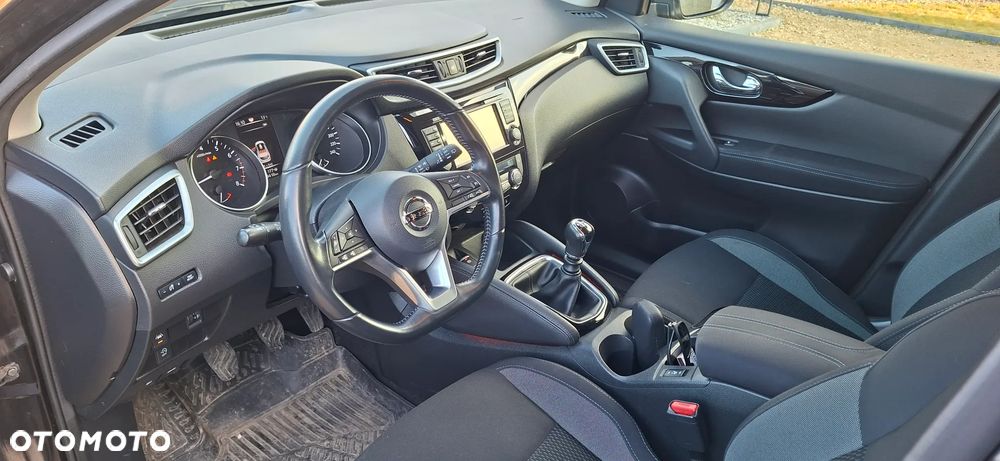 Nissan Qashqai - 11