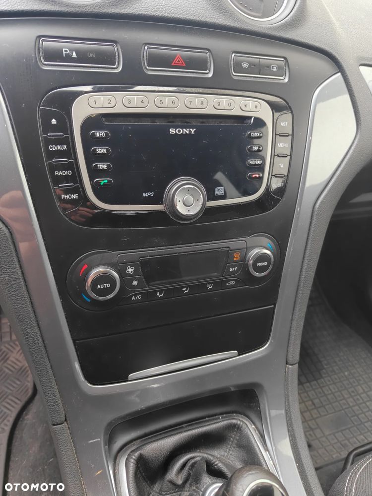 Ford Mondeo - 7