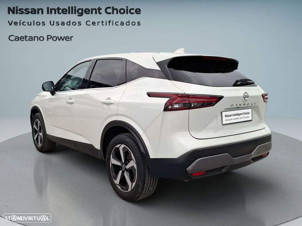 Nissan Qashqai 1.3 DIG-T N-Connecta LED — fotografia 3