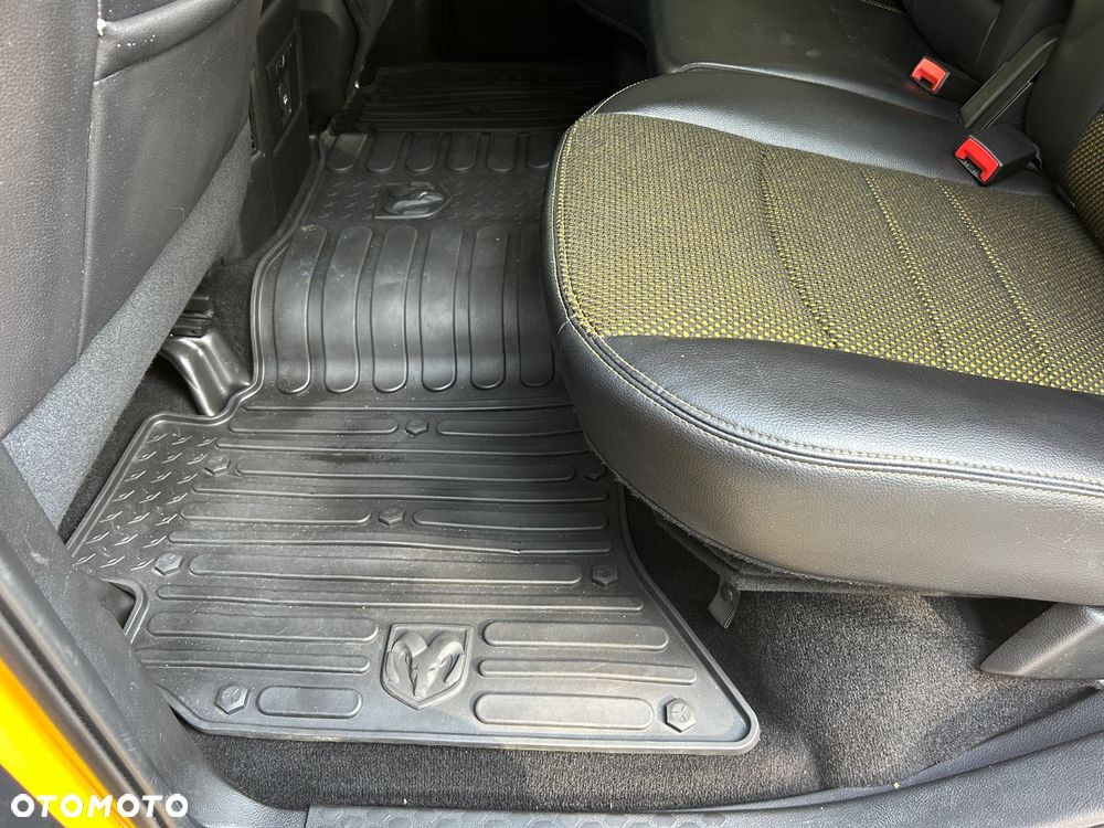 Dodge RAM 5.7 4x4 - 28