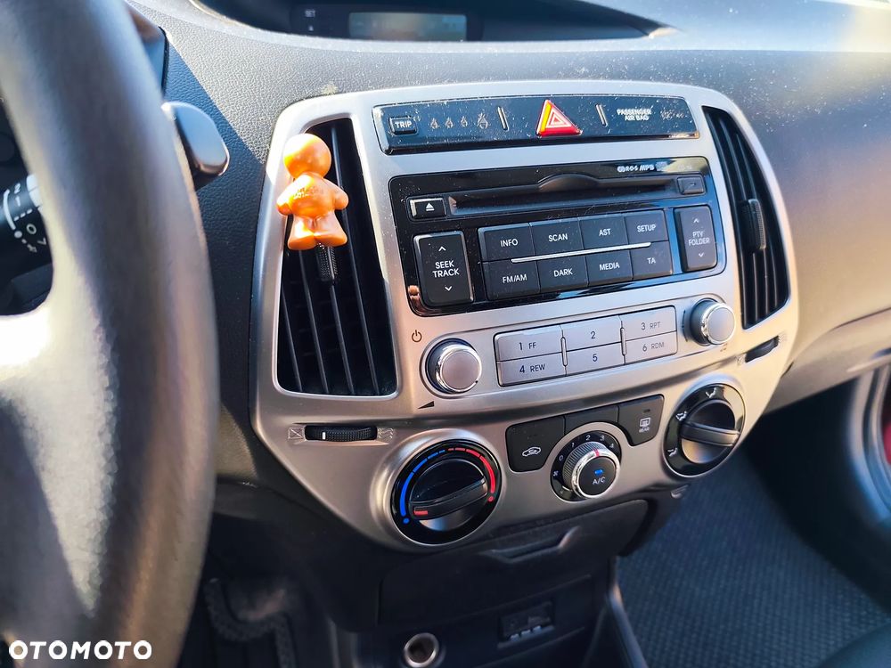 Hyundai i20 1.25 Classic + - 22