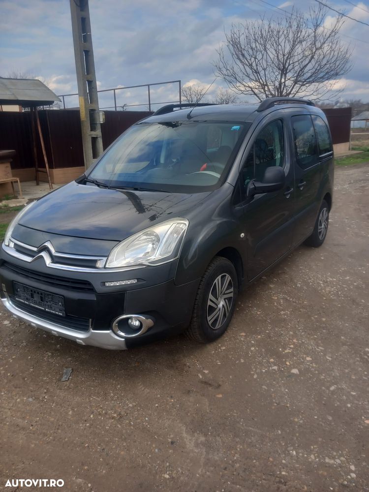 Citroën Berlingo 1.6 HDI First - 14