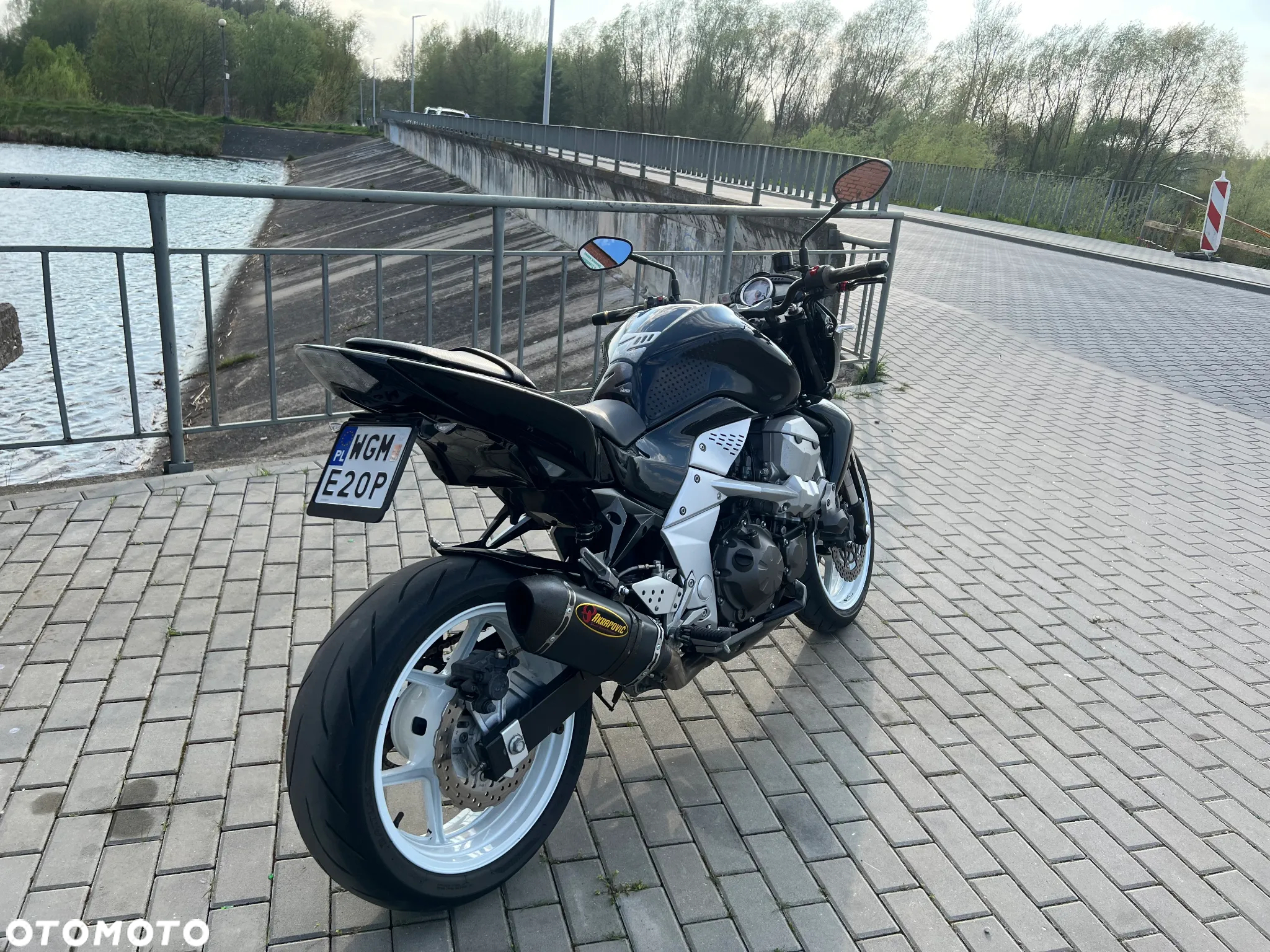 Kawasaki Z - 5