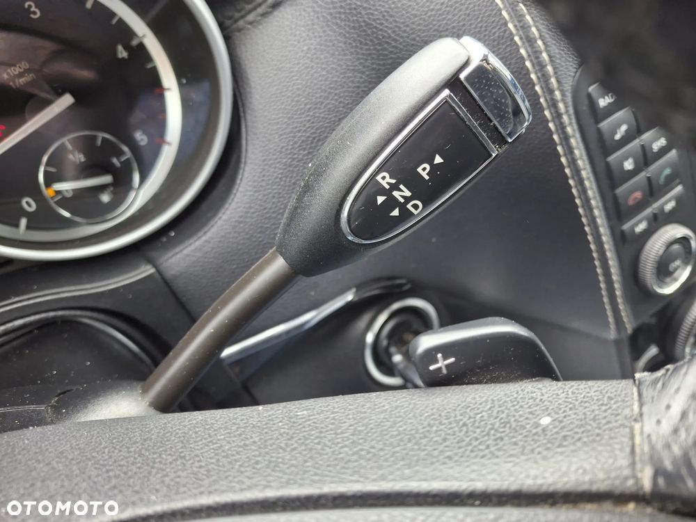 Mercedes-Benz ML - 27