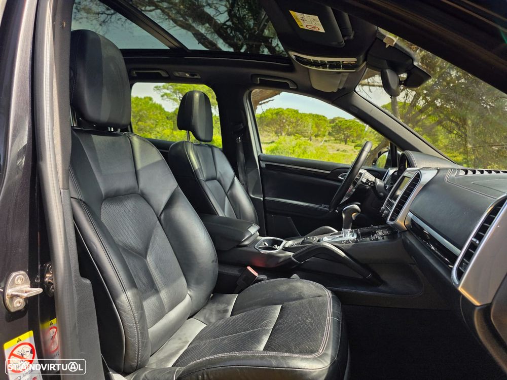 Porsche Cayenne S E-Hybrid - 21