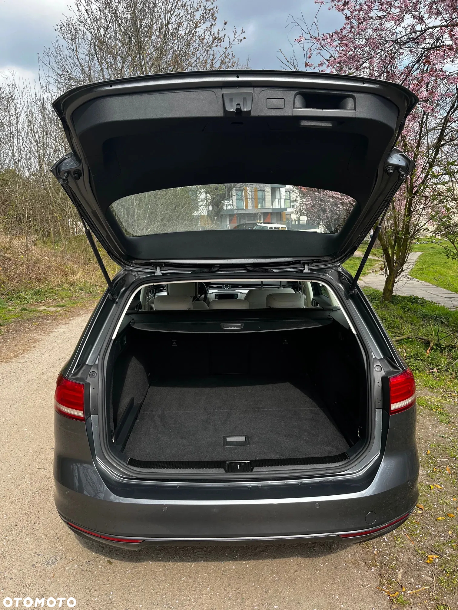 Volkswagen Passat Variant 1.6 TDI (BlueMotion Technology) DSG Comfortline - 15