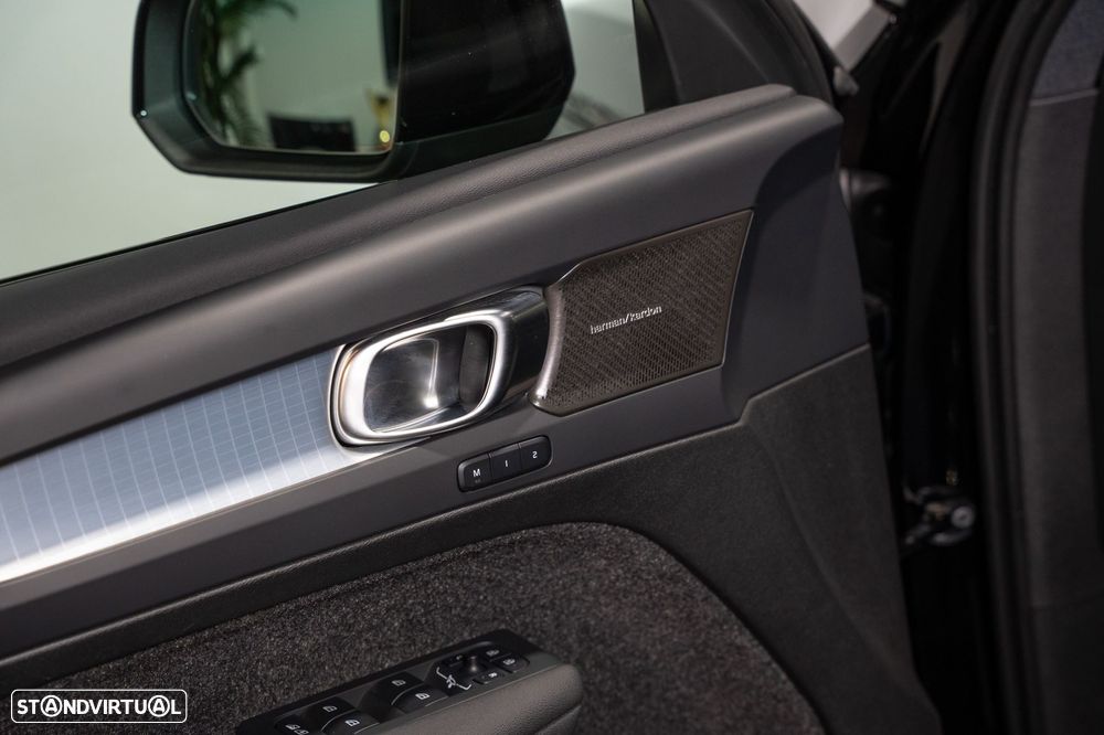 Volvo XC 40 - 28