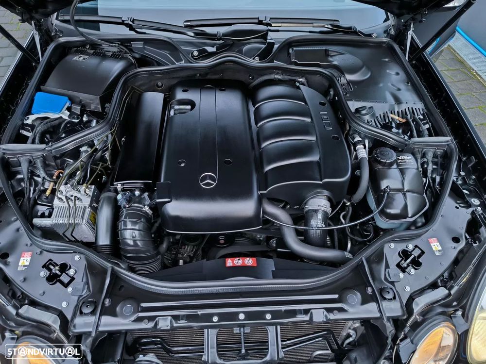 Mercedes-Benz E 220 CDI Avantgarde - 43