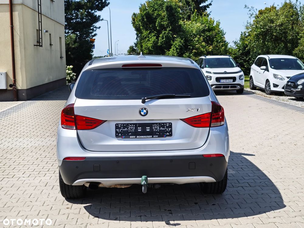 BMW X1 sDrive18i - 8