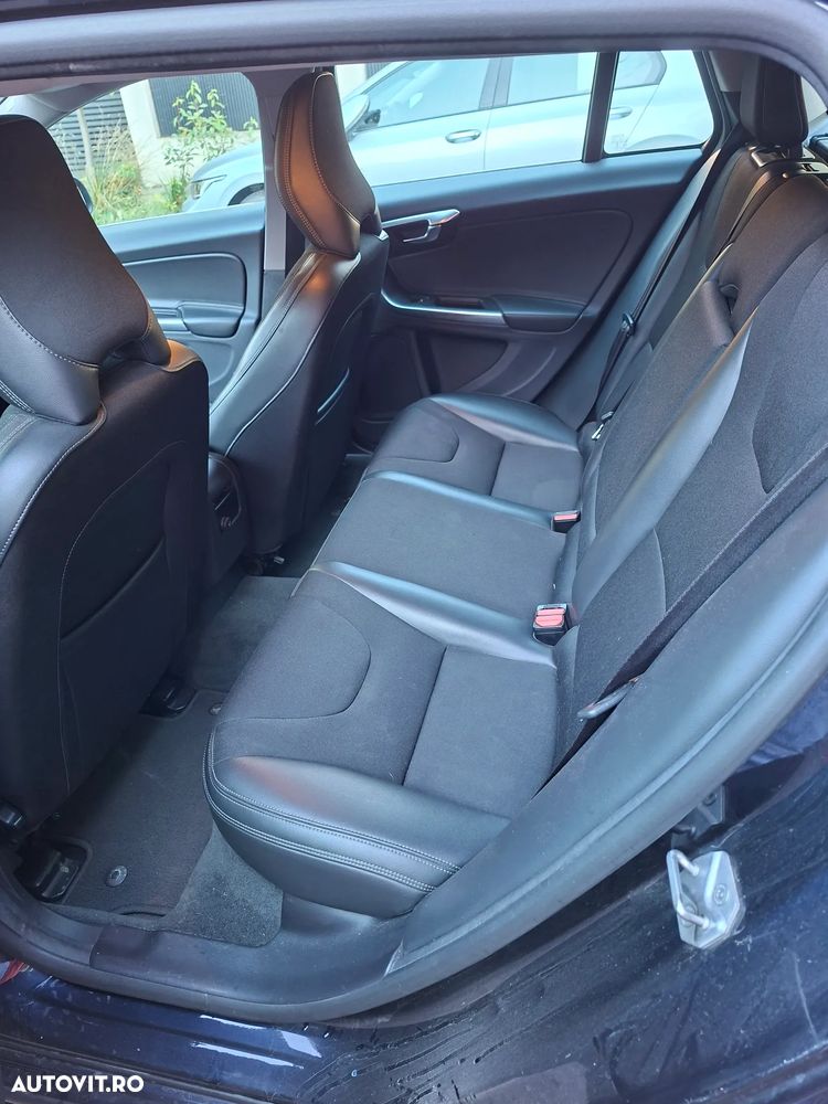 Volvo V60 - 9