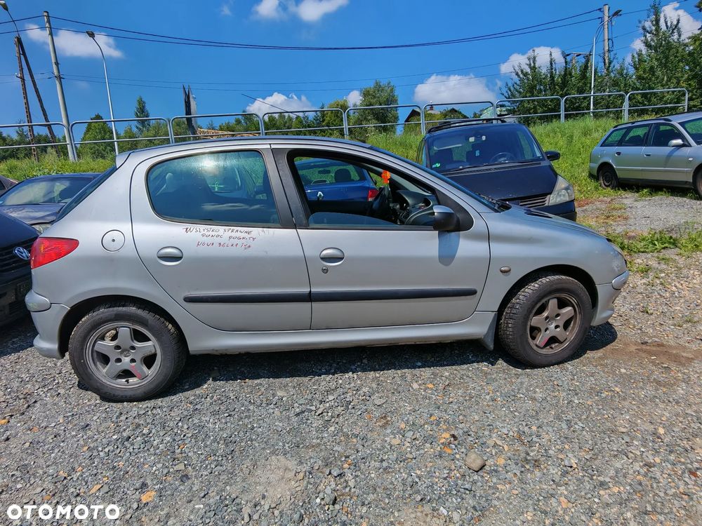 Maska Peugeot 206 5d - 3
