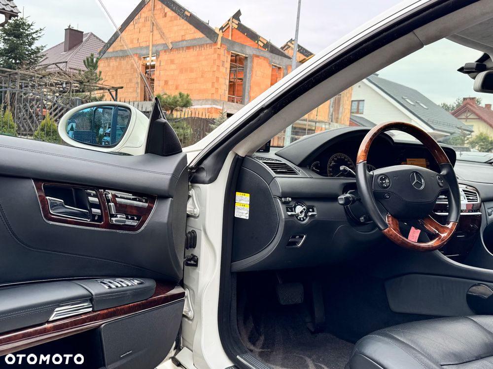 Mercedes-Benz CL 500 7G-TRONIC - 29