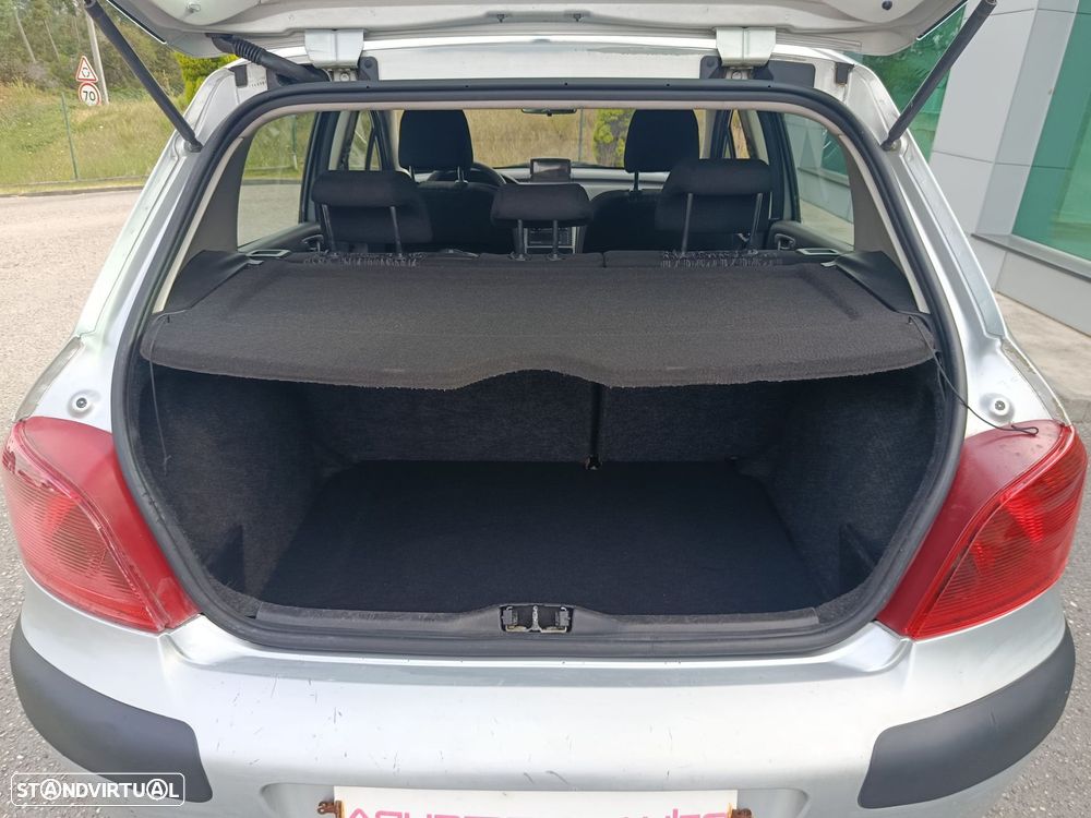 Peugeot 307 1.4 HDi Navtech - 20