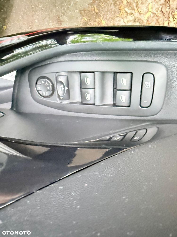 Peugeot 208 PureTech 110 Stop & Start Allure - 19