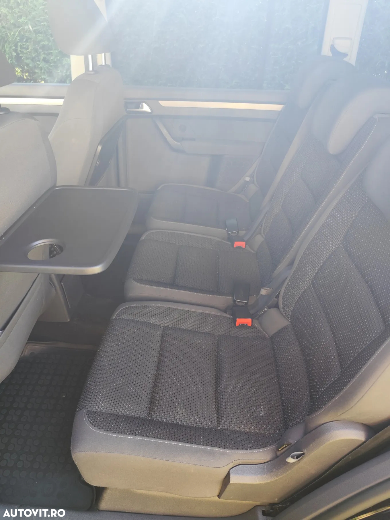 Volkswagen Touran Cross 1.6 TDI DSG - 14
