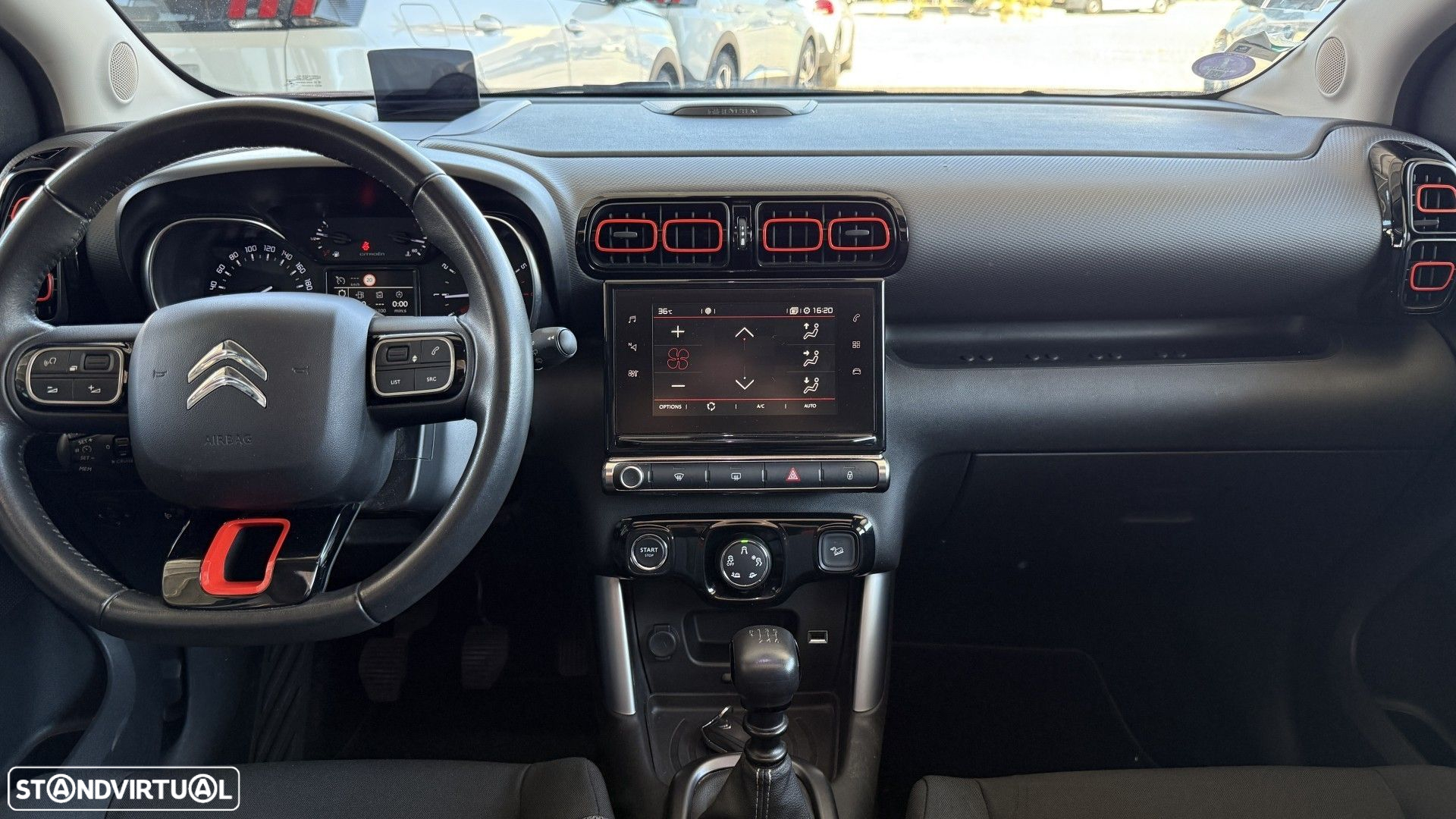 Citroën C3 Aircross 1.2 PureTech Shine - 27