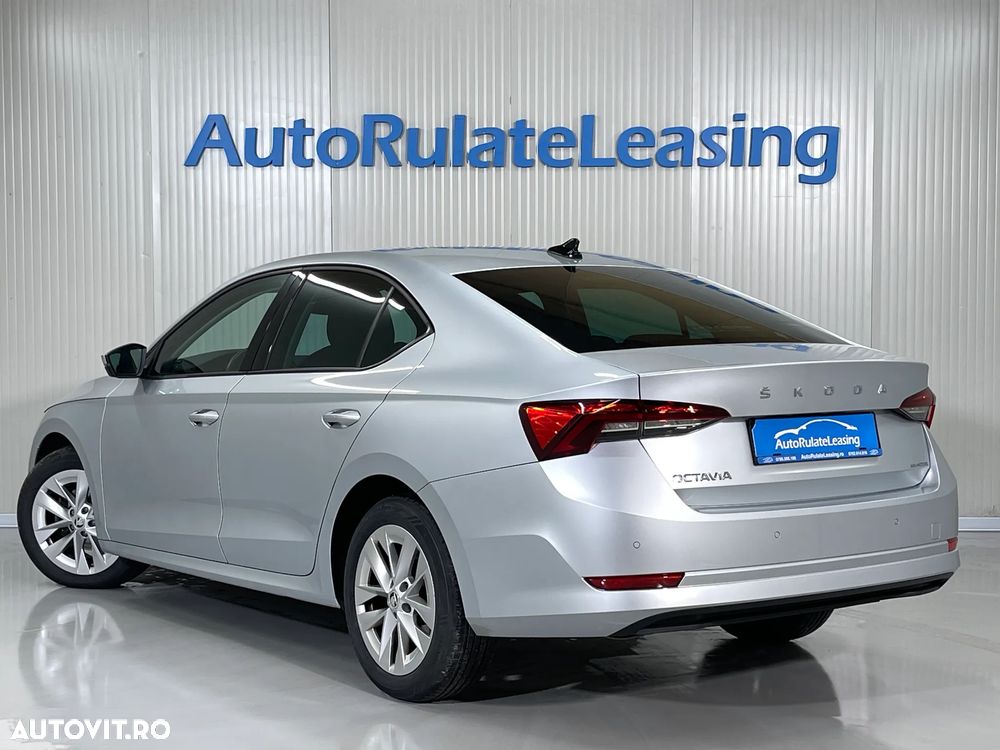 Skoda Octavia 2.0 TDI DSG Style - 4