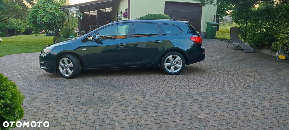 Opel Astra 1.6 Color Edition - 8