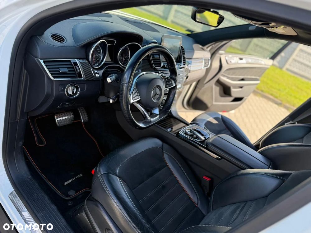 Mercedes-Benz GLE - 16