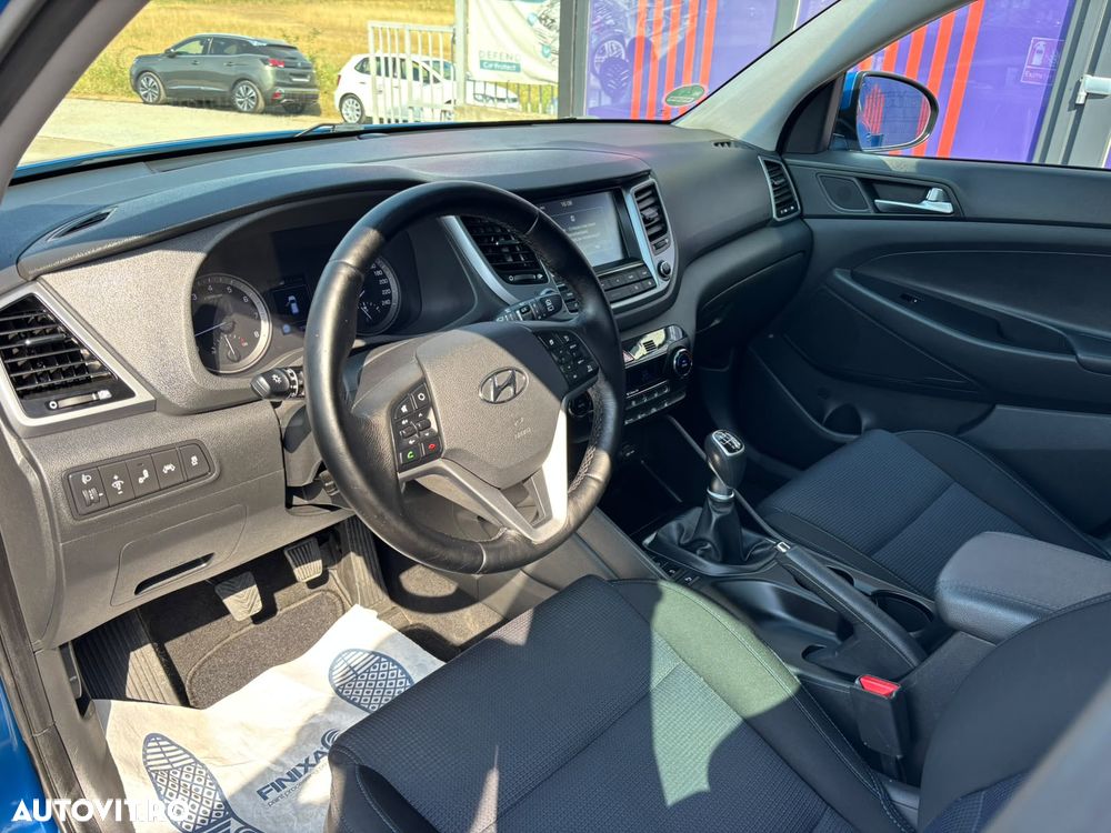 Hyundai Tucson blue 1.6 GDi 2WD Intro Edition - 13